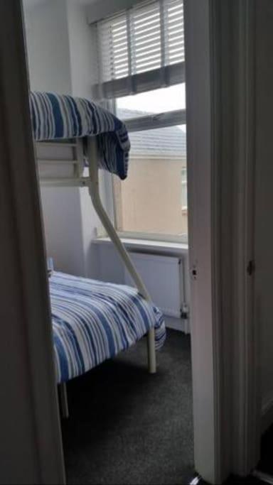Orme View Dog Friendly Apartment Ландъндо Екстериор снимка
